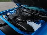 Dodge Challenger SXT 2015 года